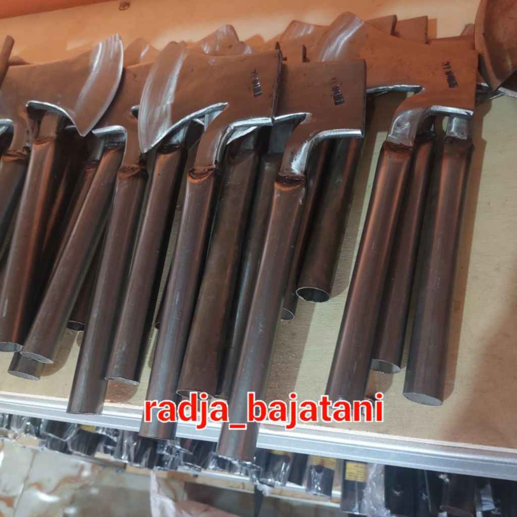 kampak cacah tulang/ kupas cangkang kelapa bajaper asli