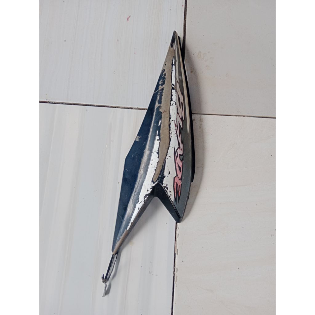 Body Belakang Honda Blade Lama 110 old cm Kanan.  Original. sekeN