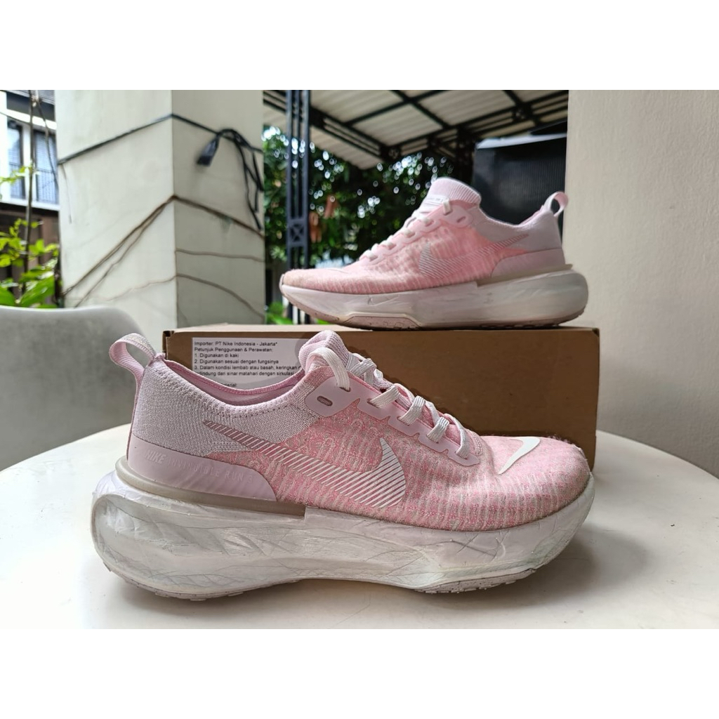 Nike Invincible Run 3
