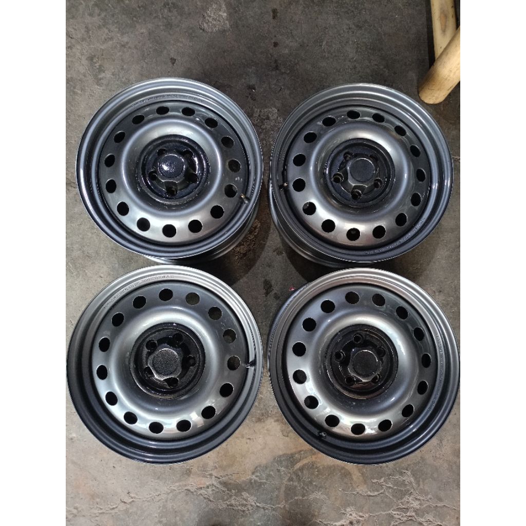 velg kaleng 17 pcd 5x114 / 5x112