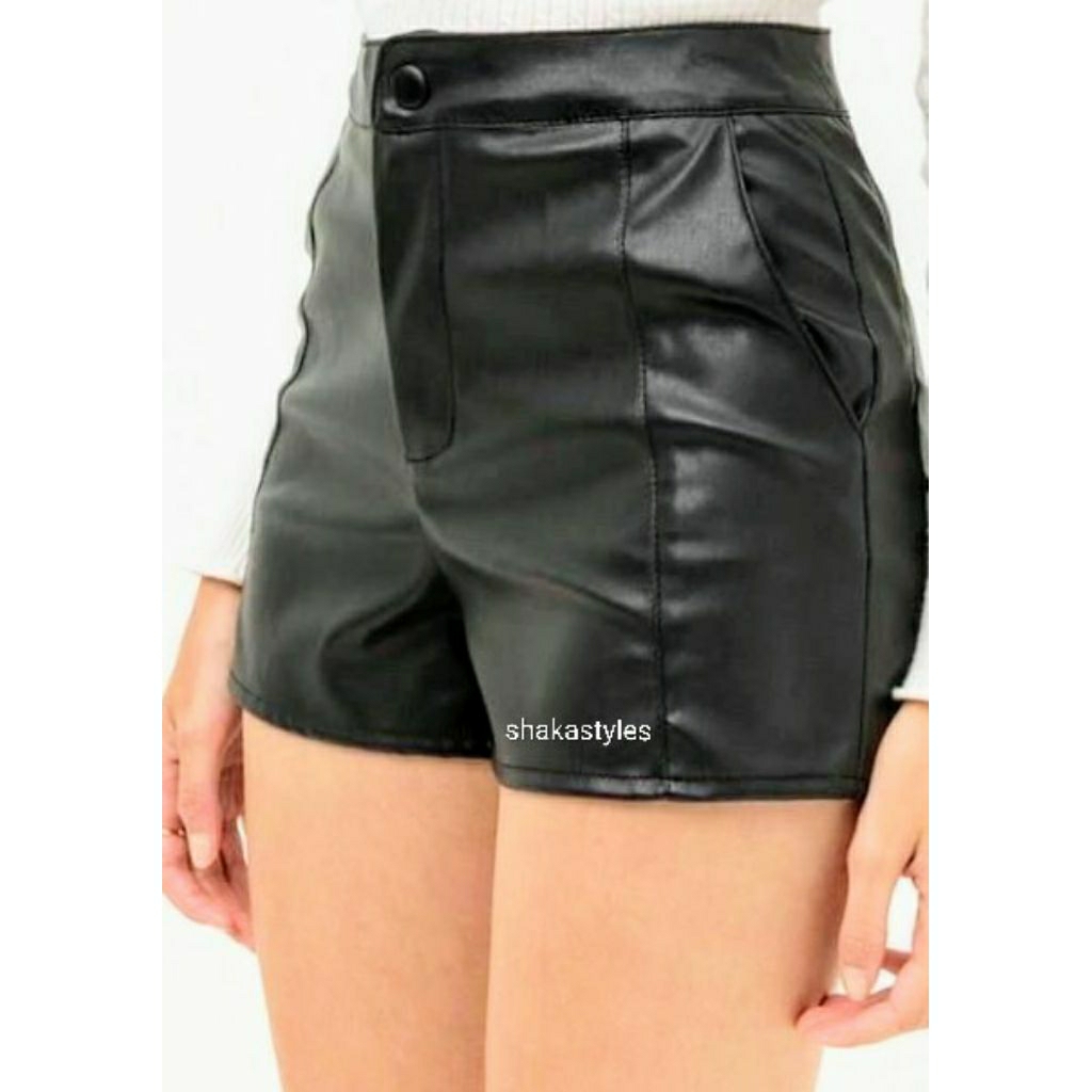 nami hot pants by shakastyles