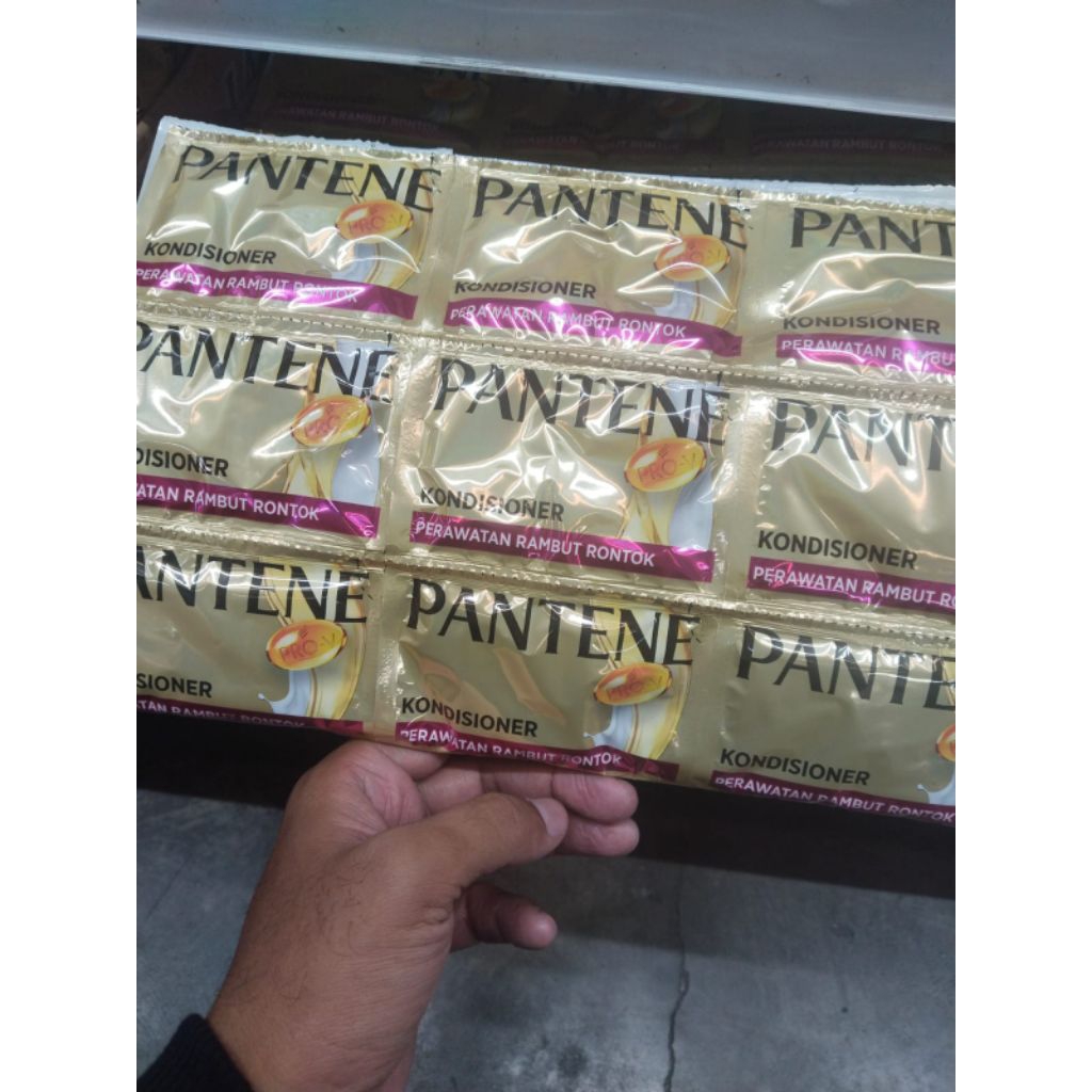 Kondisioner Pantene kemasan sachet 1 Dus 21renceng