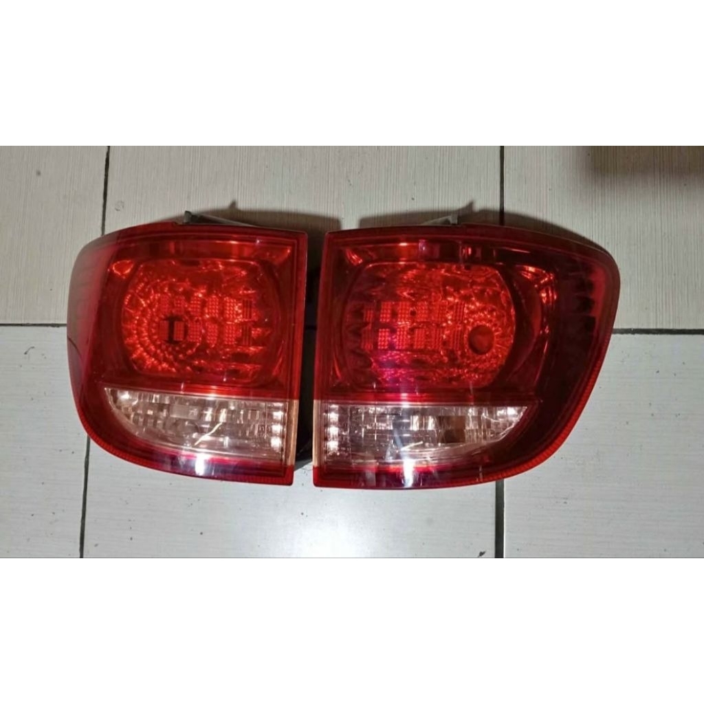 Stoplamp Toyota Fortuner 2005 2006 Copotan Original