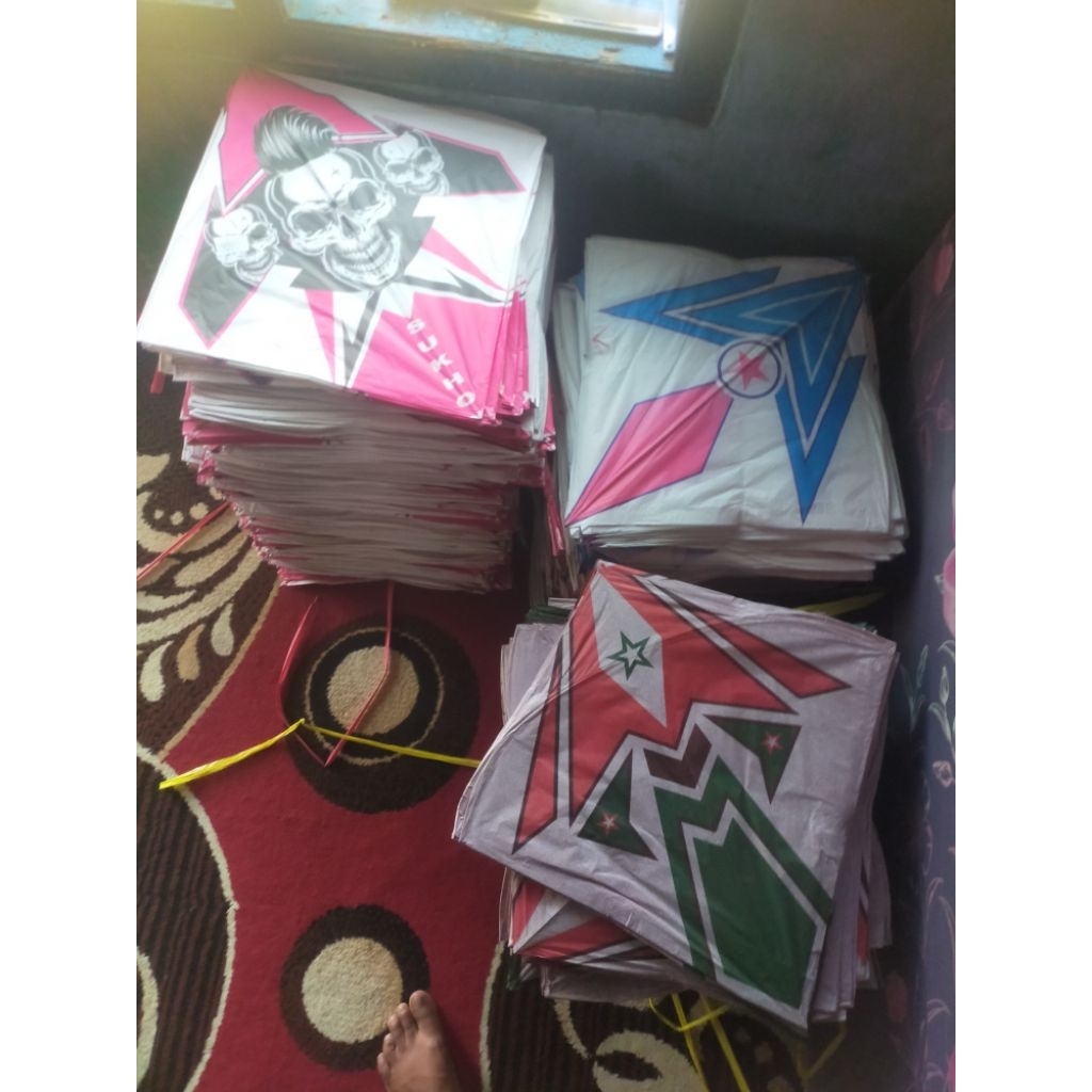 layangan kertas sablon semi sukoi ukuran 58 isi 25 pcs (bonus2)