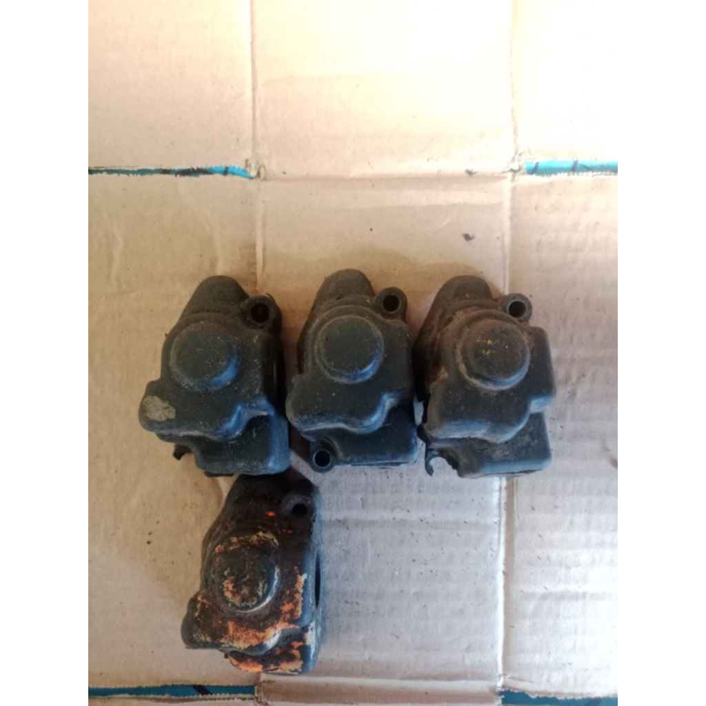 Cover Pompa Oli Samping Yamaha Fiz R