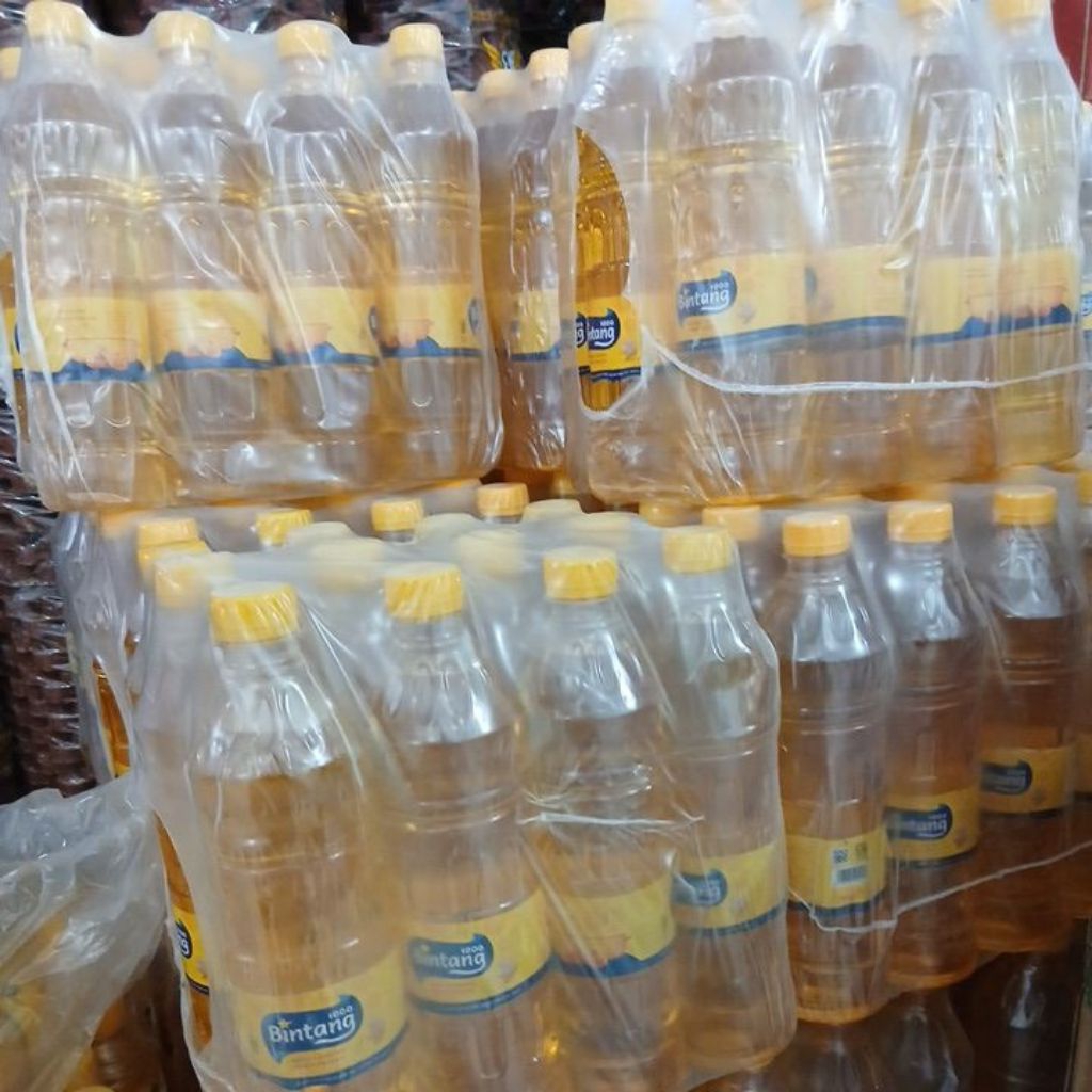 

Minyak Goreng sawit 1000 Bintang botol 850ml x 12 pcs = 9055ml (1 krat)