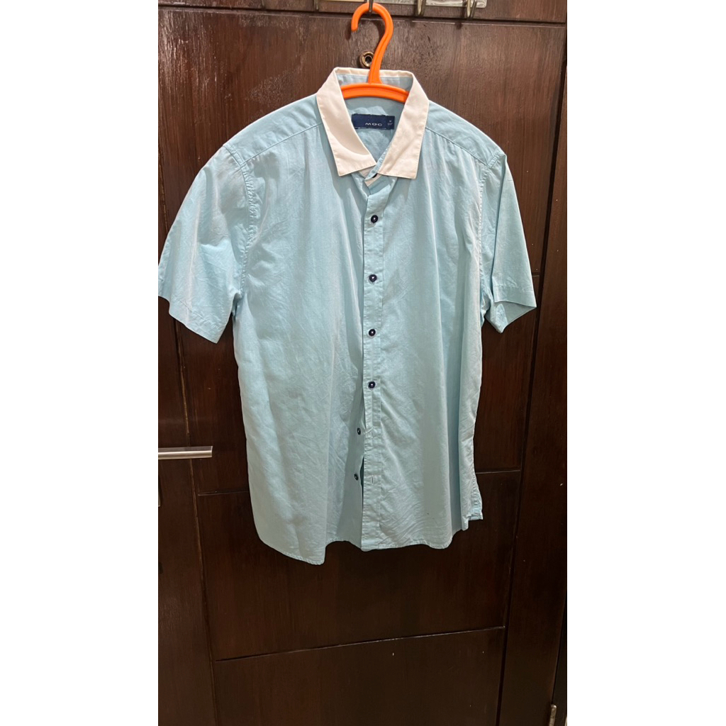 kemeja lengan pendek moc size m
