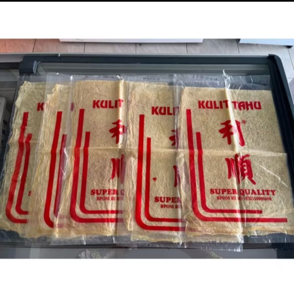 

kulit lumpia tahu super quality 1 lembar p(80 cm) L (50 cm)