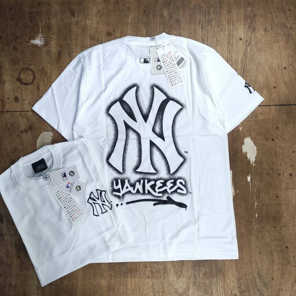 Kaos Tshirt NY MLB New York Yankees Spray Logo Cotton Combed 24s Mirror Fulltag
