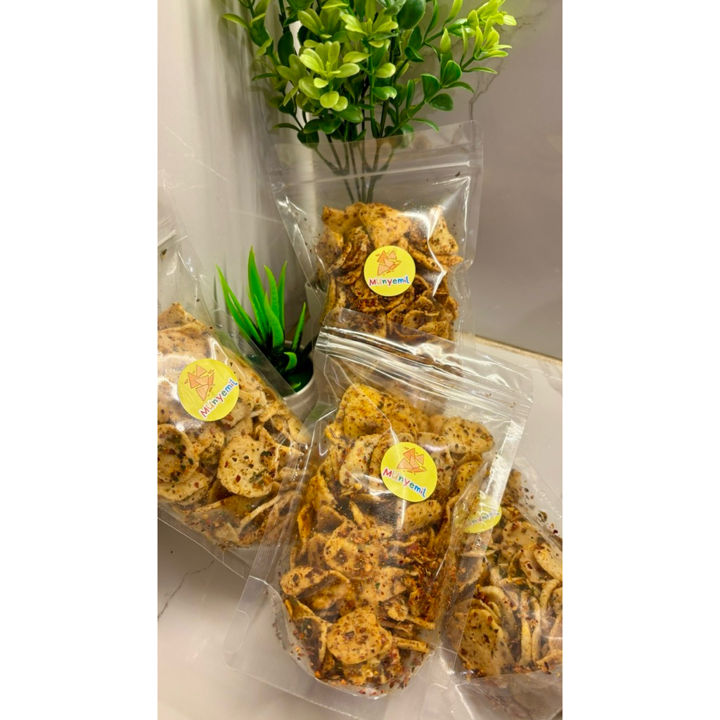 

Munyemil - Basreng Pedas / Bakso Goreng Pedas Asin Gurih