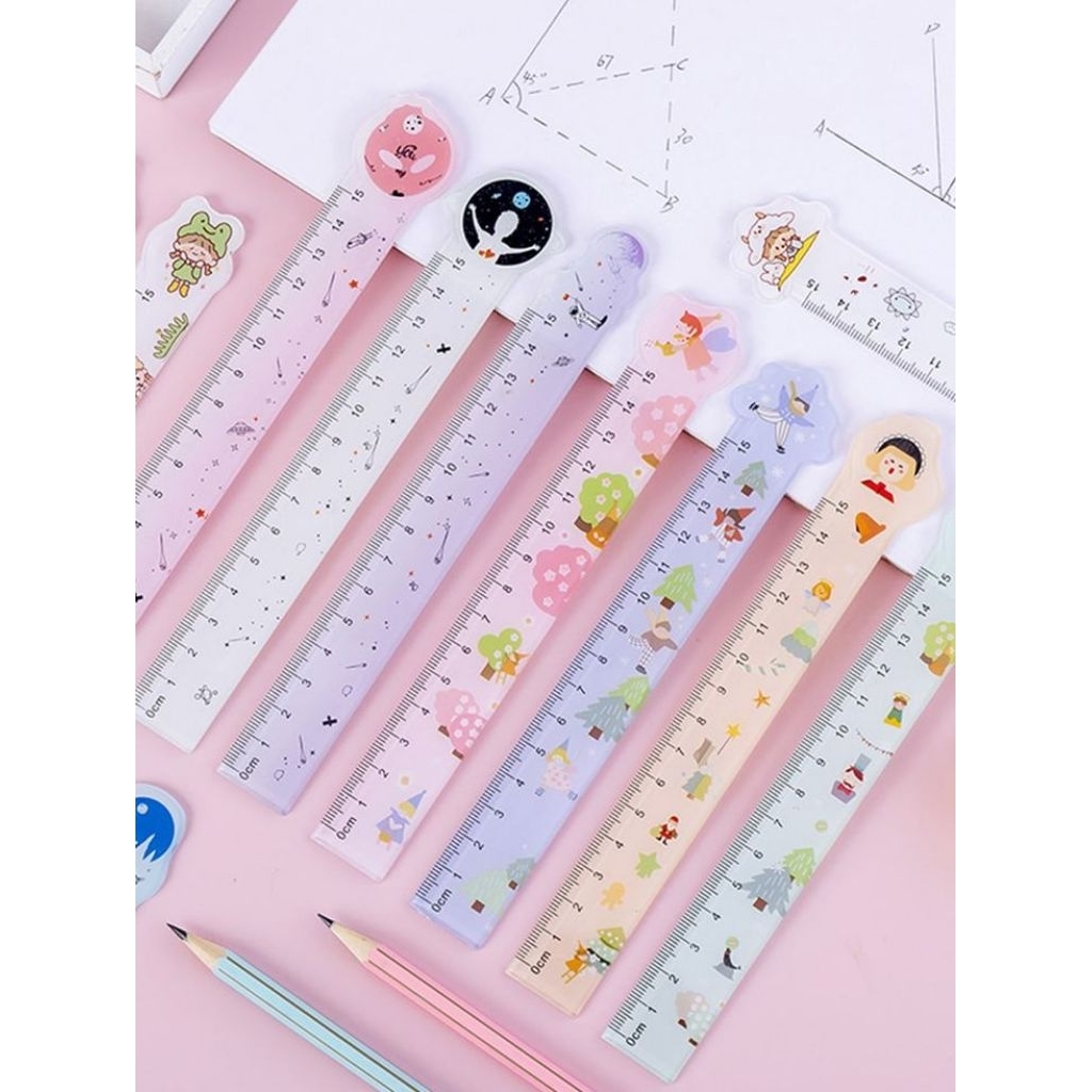 

Penggaris Karakter Lucu – Ruler Transparan 15cm/20cm Random