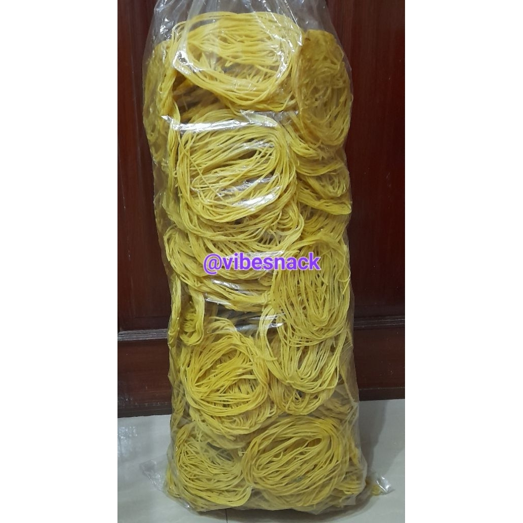 ( 1 Bal = 5 Kg )Kerupuk Mireng / Mie Kuning Mentah Khas Banyumas