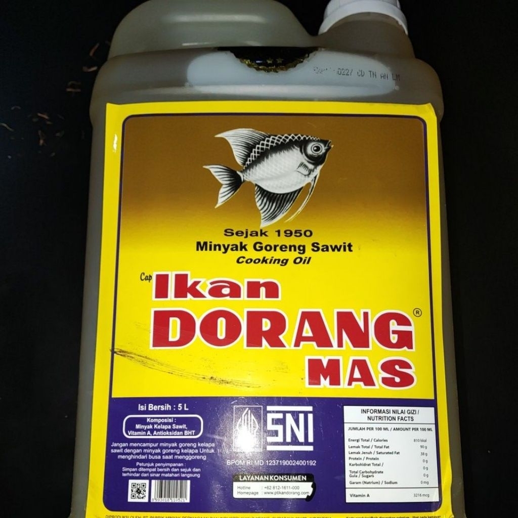 Minyak goreng sawit cap ikan Dorang mas