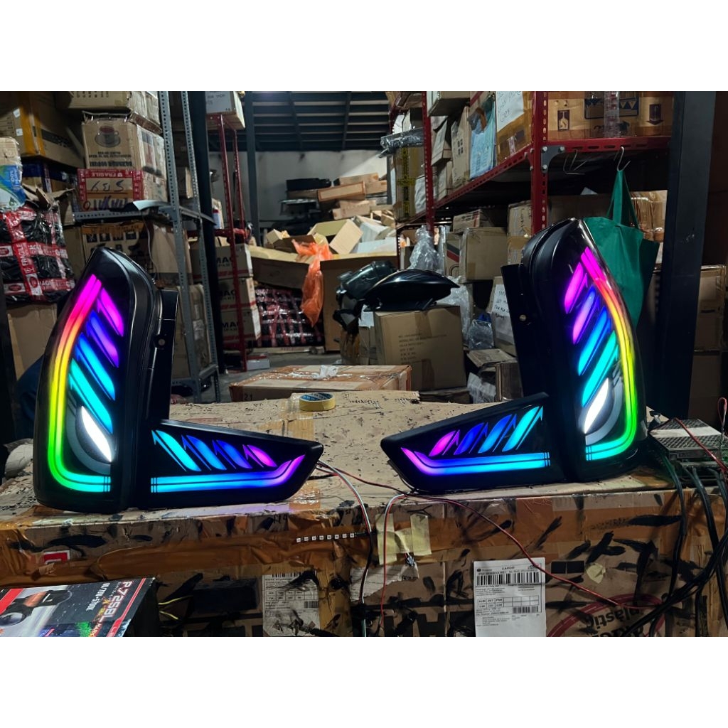 Stoplamp Custom V3 Grand AVANZA XENIA 2016 Smoke RGB Matrix Padlepop