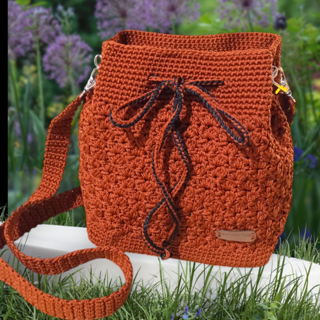 Tas Slempang Rajut / Tas Serut EMO