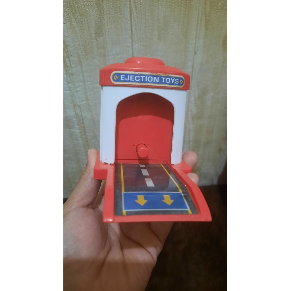Mainan Figure Tayo / Robocar Poli MCD Happy Meals /Mc donald murah