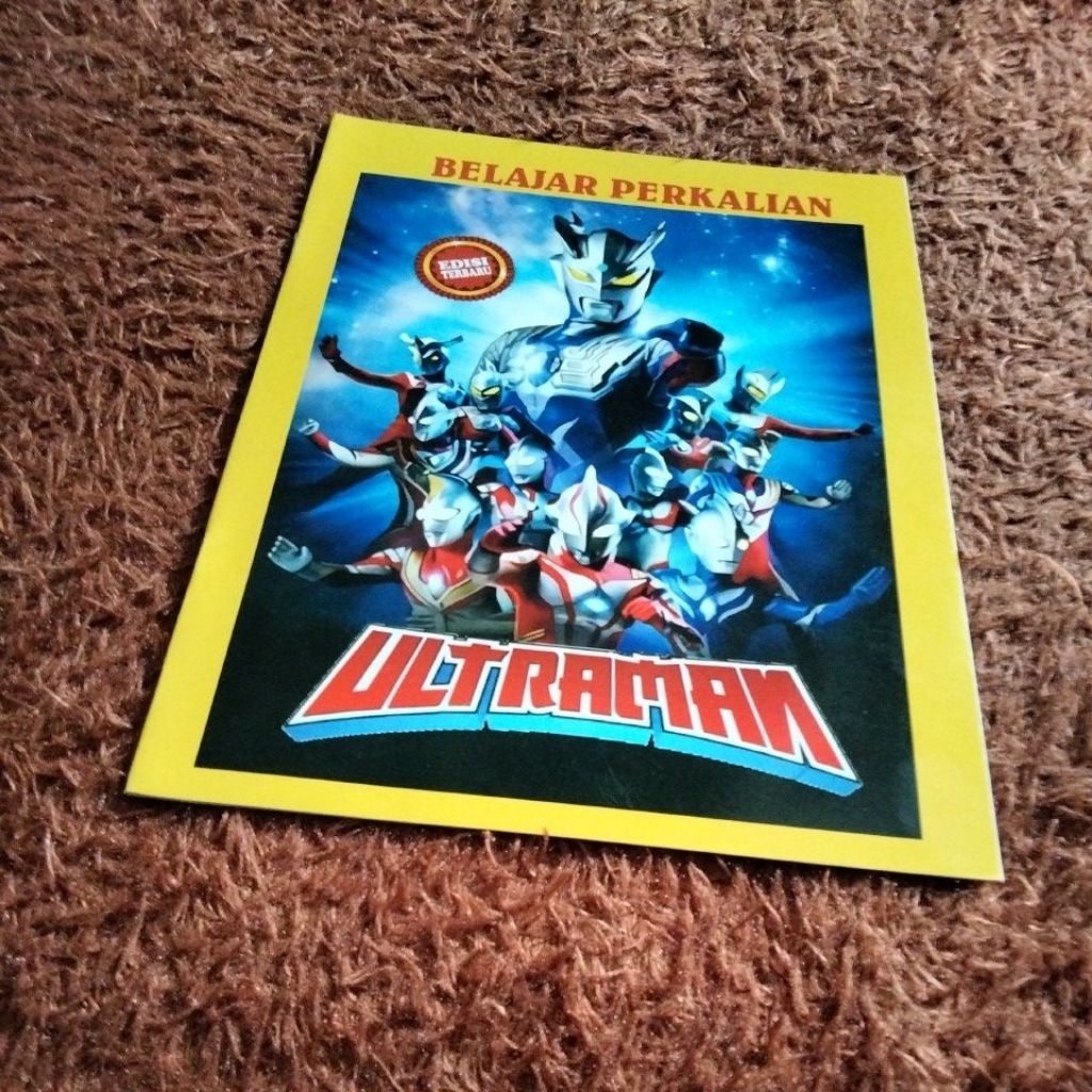 Buku mewarnai ULTRAMAN