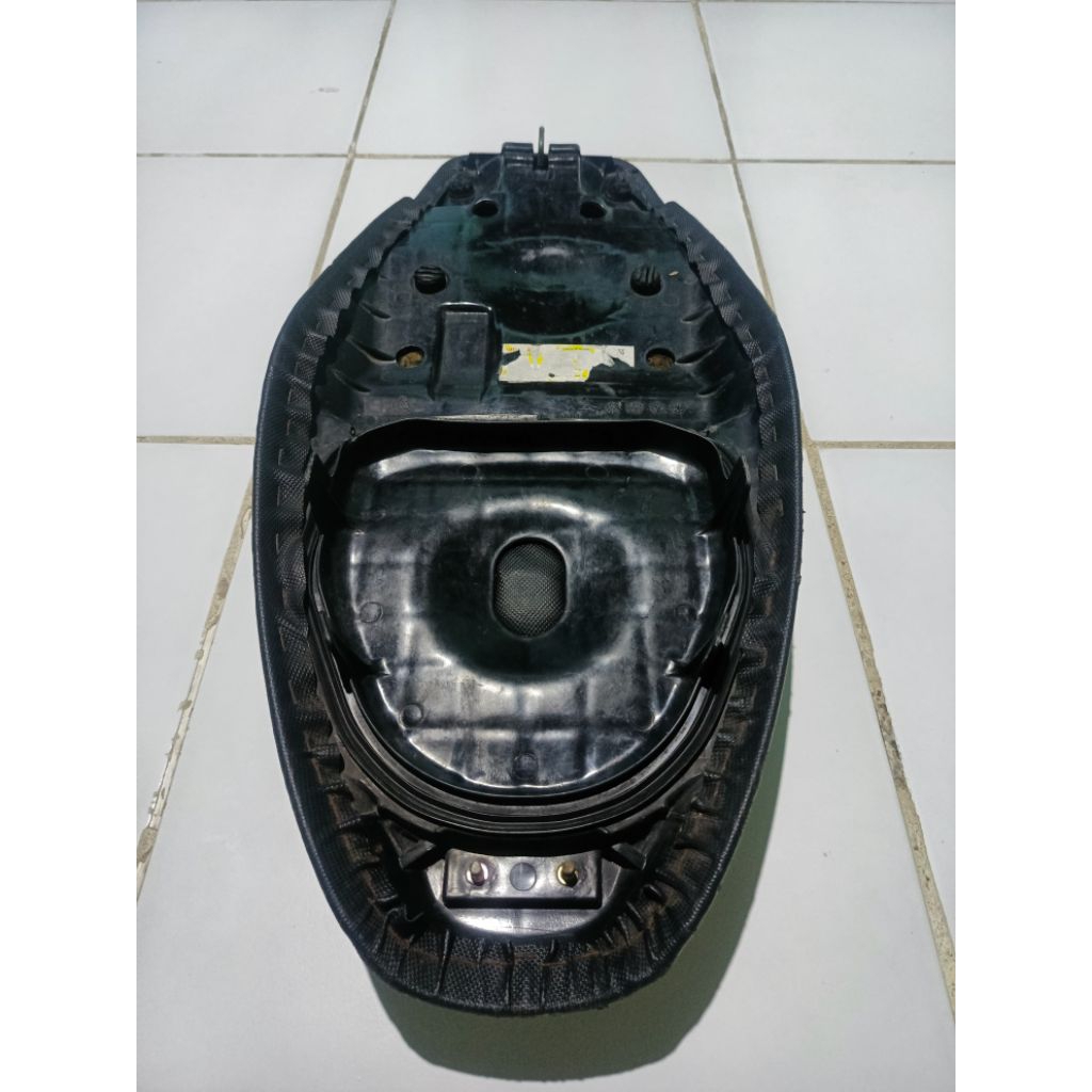 jok supra x 125 ori std kondisi bekas copotan motor