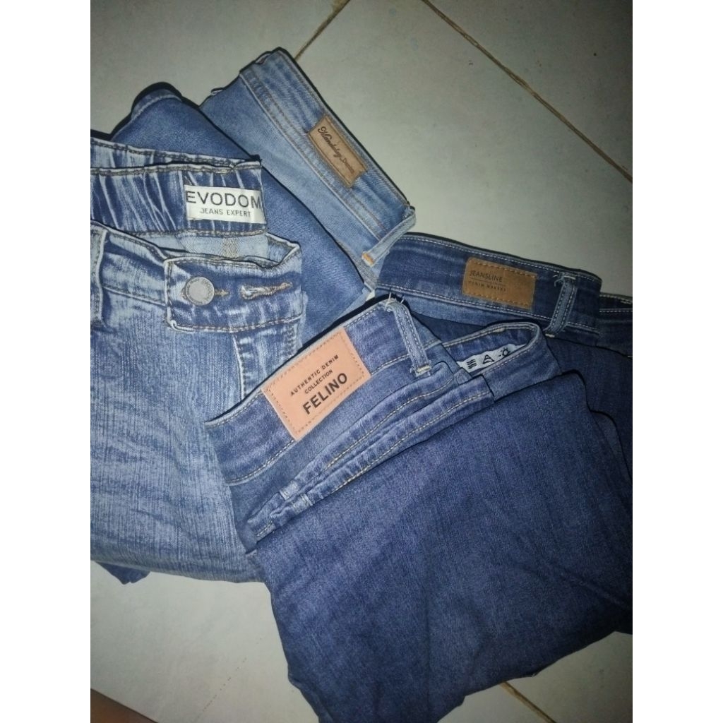 PL Celana Jeans evodom