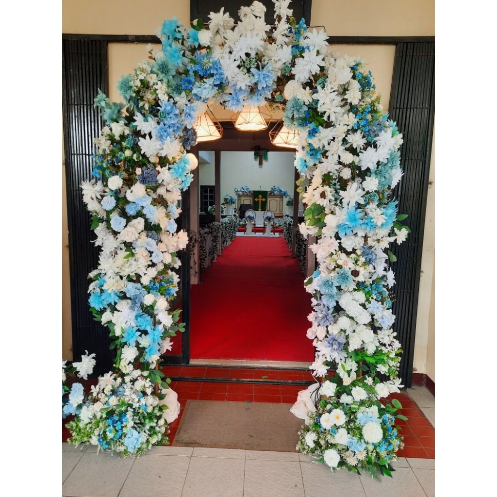 Dekorasi Gereja pernikahan / Dekorasi Pernikahan Gereja & entrance gate + 4 standing flower
