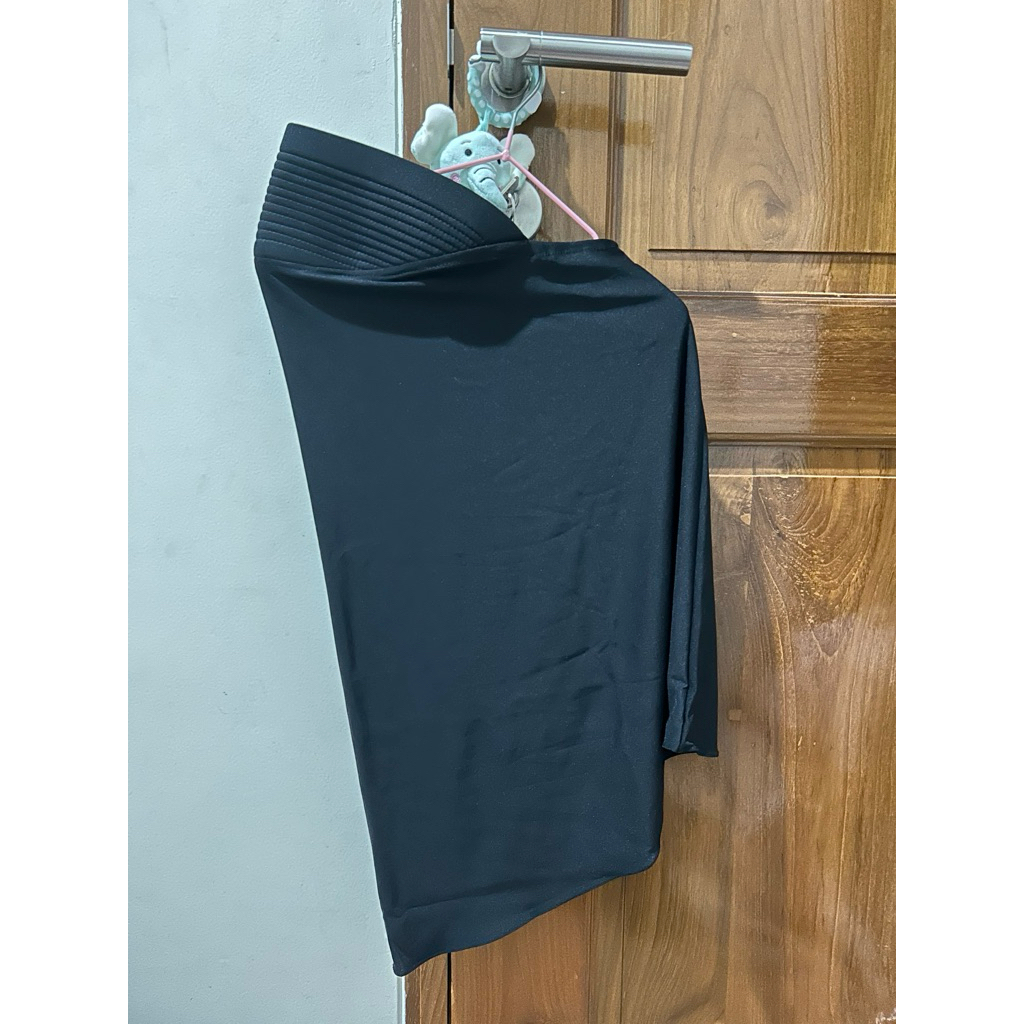 Hijab Sporty / Hijab Instant / Olahraga Spandex Bergo Polos Hitam new