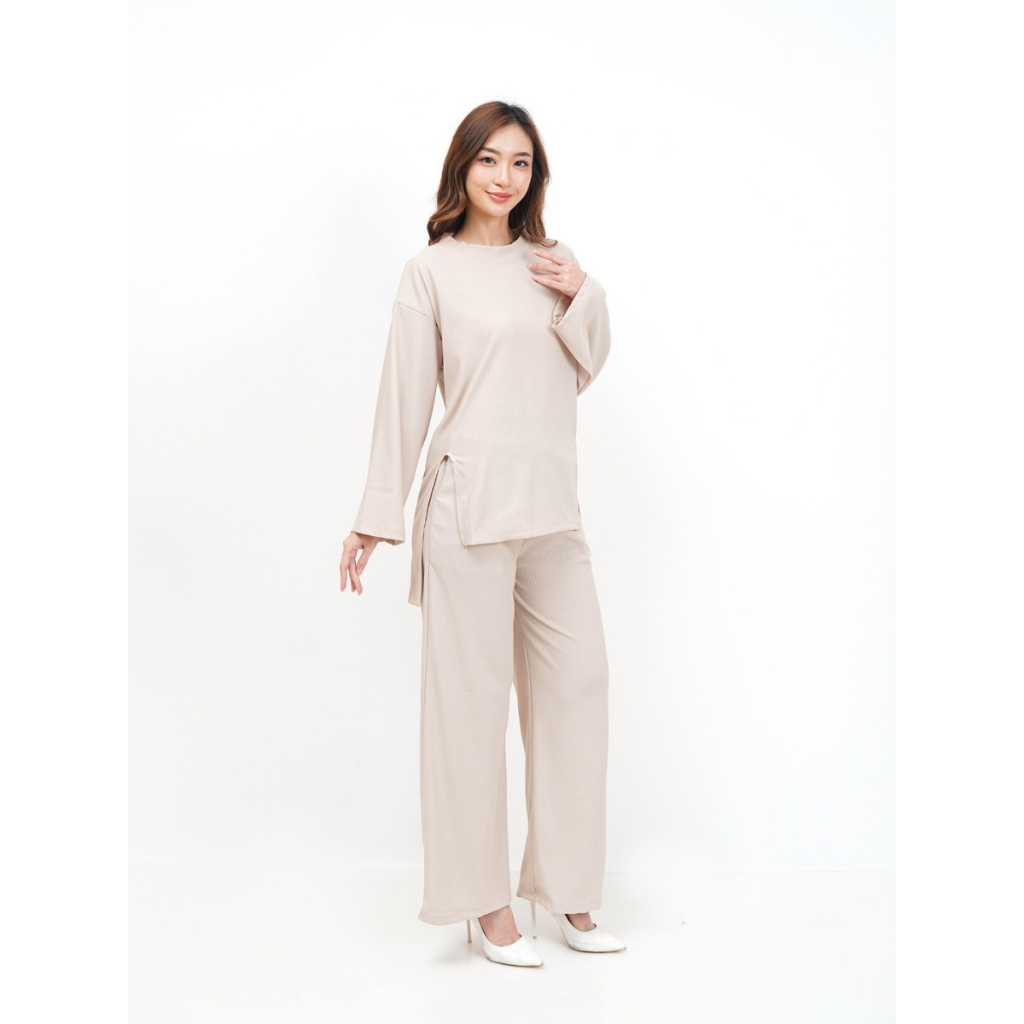 Felicia One Set Wanita Kekinian / Setelan Knit Celana Panjang Stylish