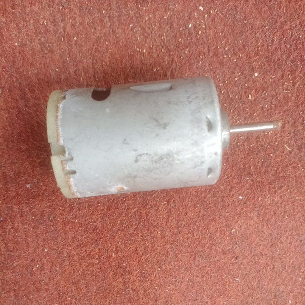 Dinamo besar bekas printer