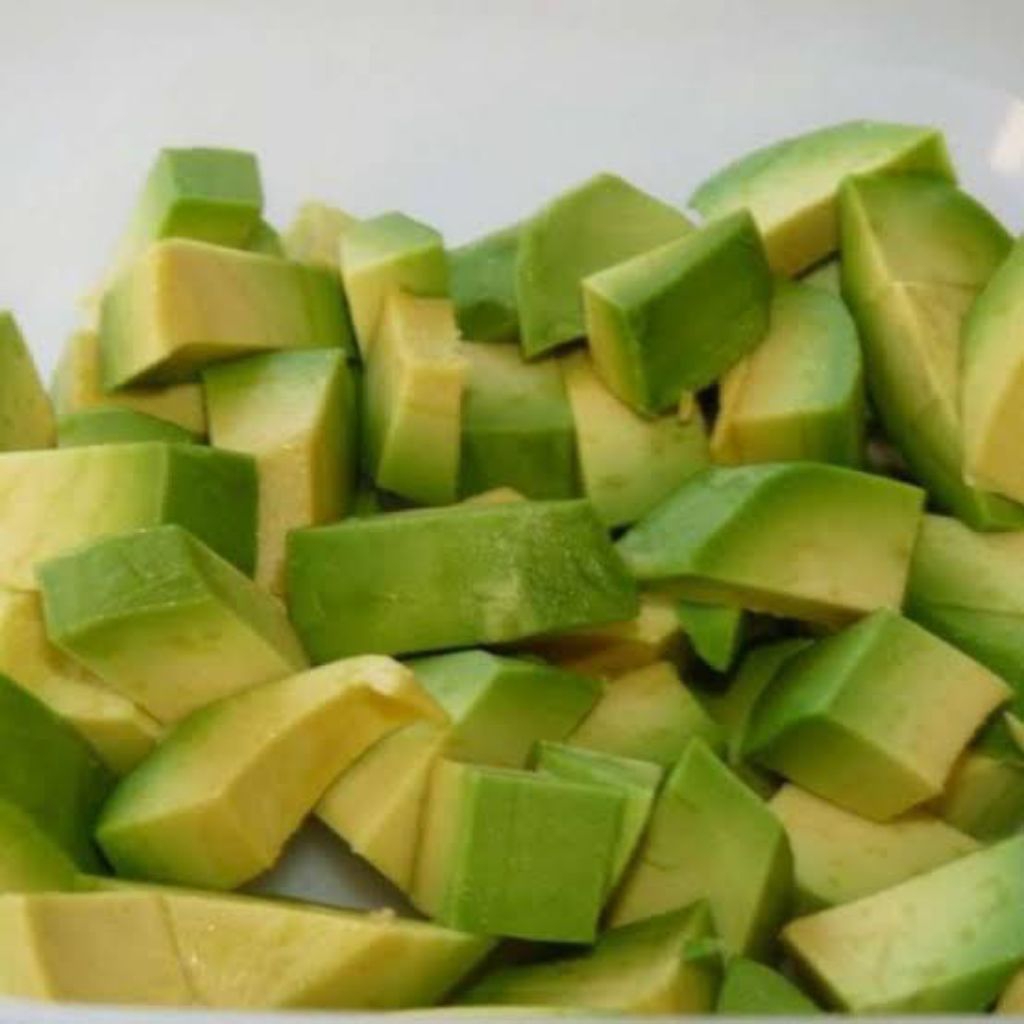 

Alpukat Kupas Fresh / Alpukat matang 500ml