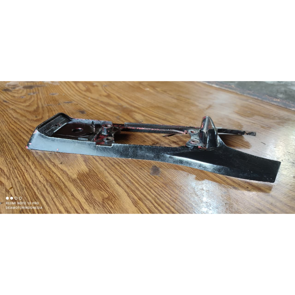 PANEL DADA DASI DEPAN/COVER PANEL YAMAHA V75/V75 NOS BIRU / ORIGINAL / 81A