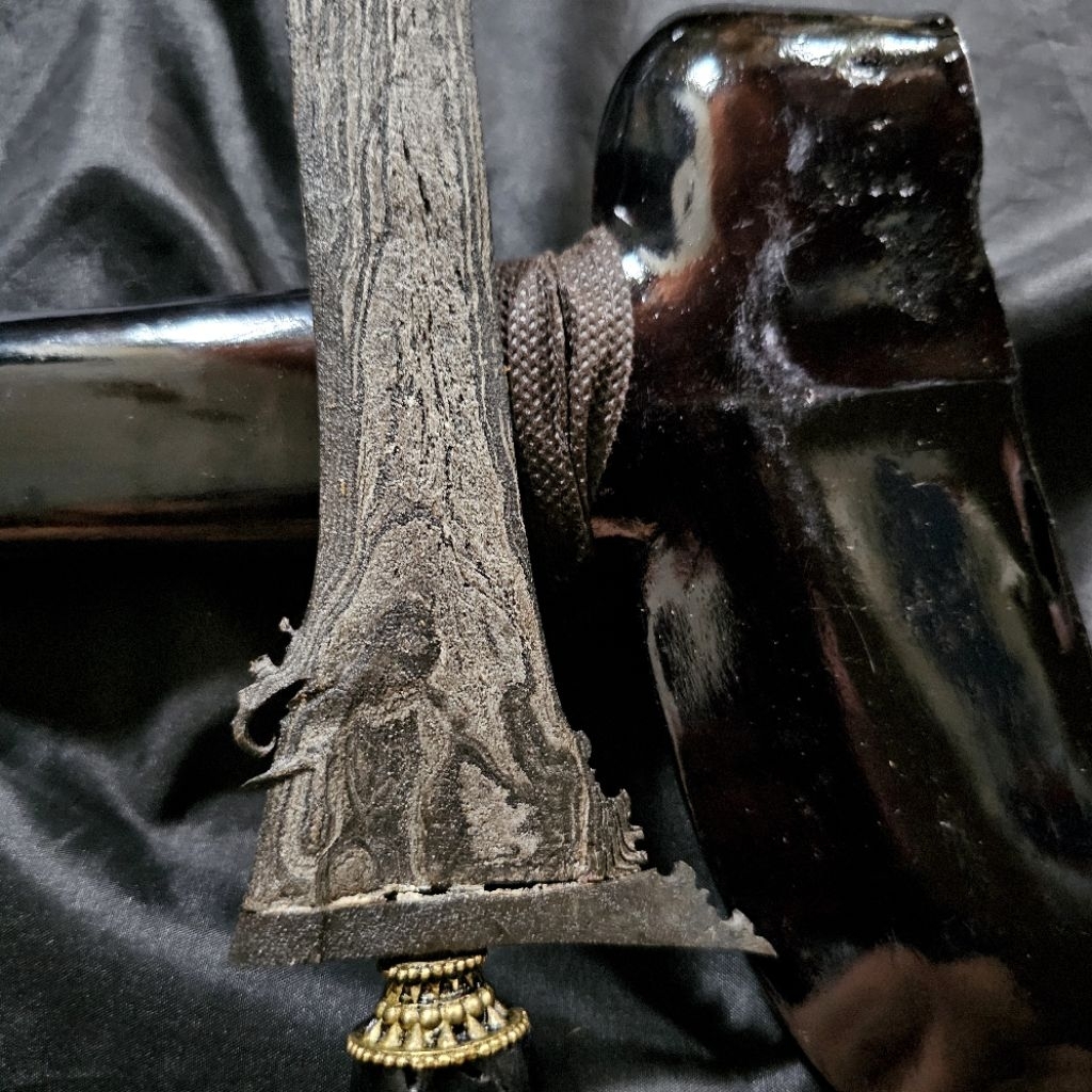 Keris Kebo Teki Pamor Banyu Mili