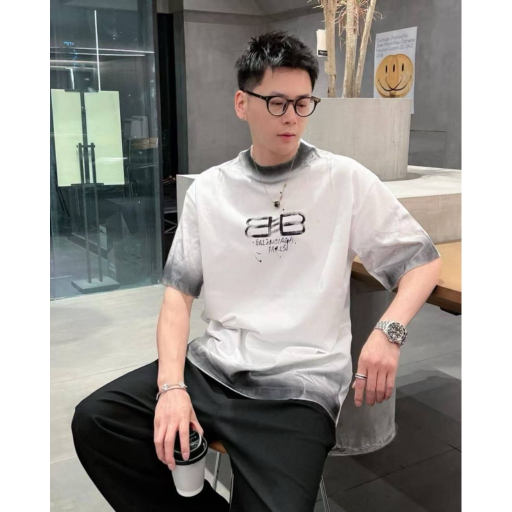 kaos pria brnded mirror