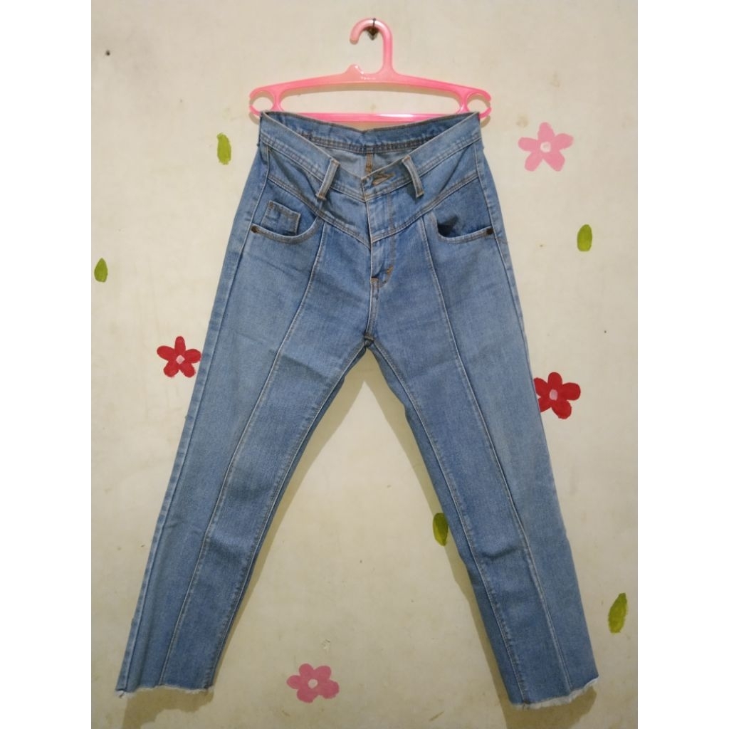 Preloved highwaist loose jeans