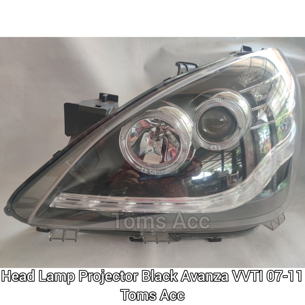 Head Lamp Avanza 2007 2011 VVTI Projector Angel Eyes Black Eagle Eyes Taiwan Toyota Headlight Lampu 