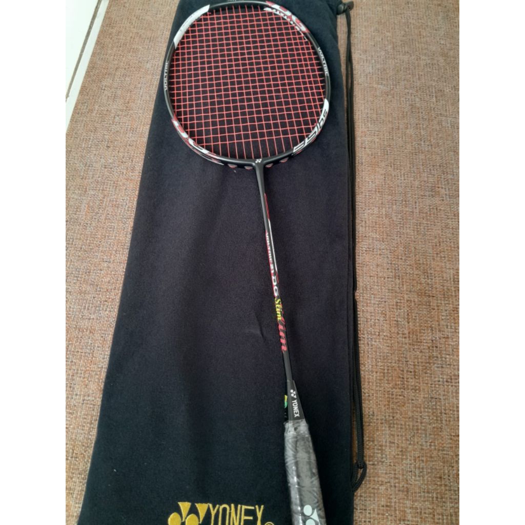 YONEX VOLTRIC DG 21 SLIM