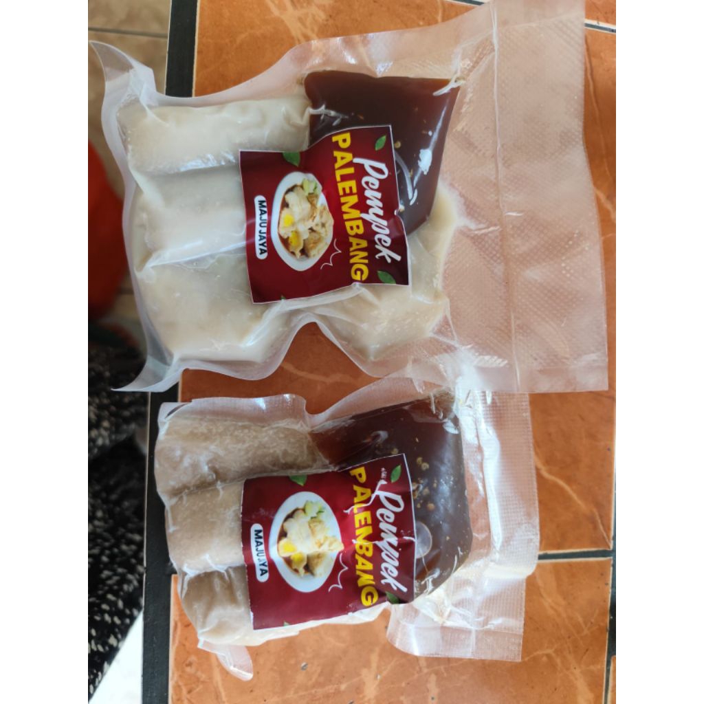 

Empek Empek / Pempek Tengiri