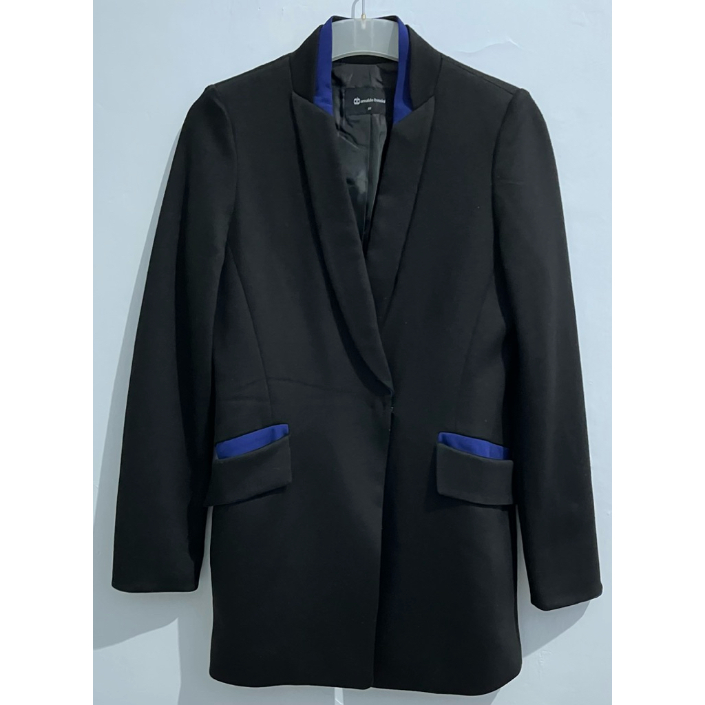 Blazer hitam branded preloved