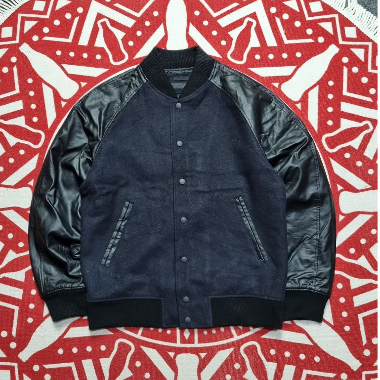 uniqlo varsity bomber jacket