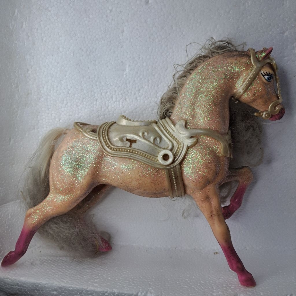 Mainan Boneka Barbie Kuda