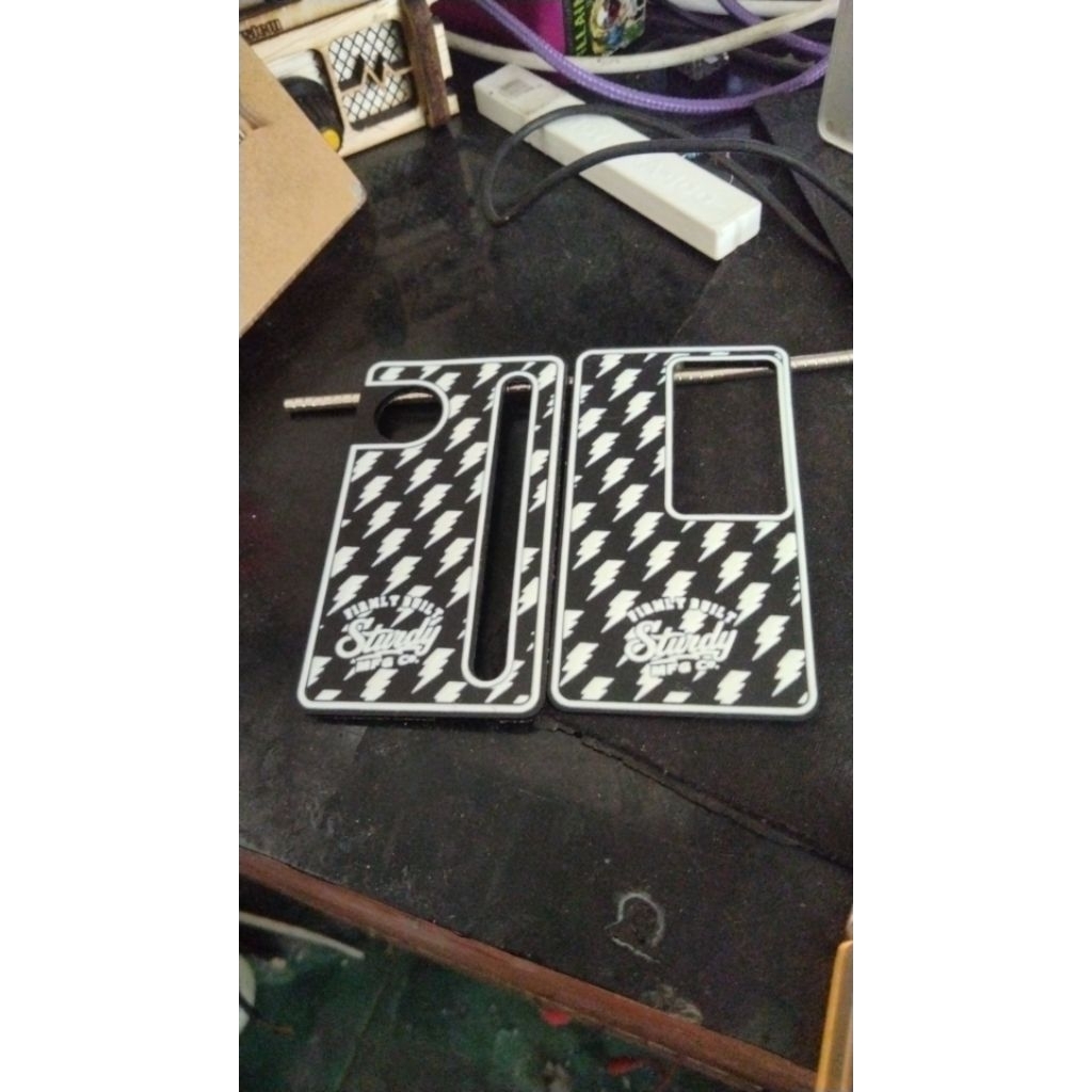 

mika uv dtf printing hitam doff