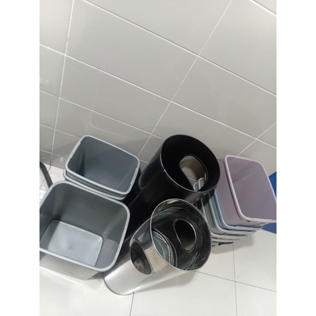 perabotan rumah tangga