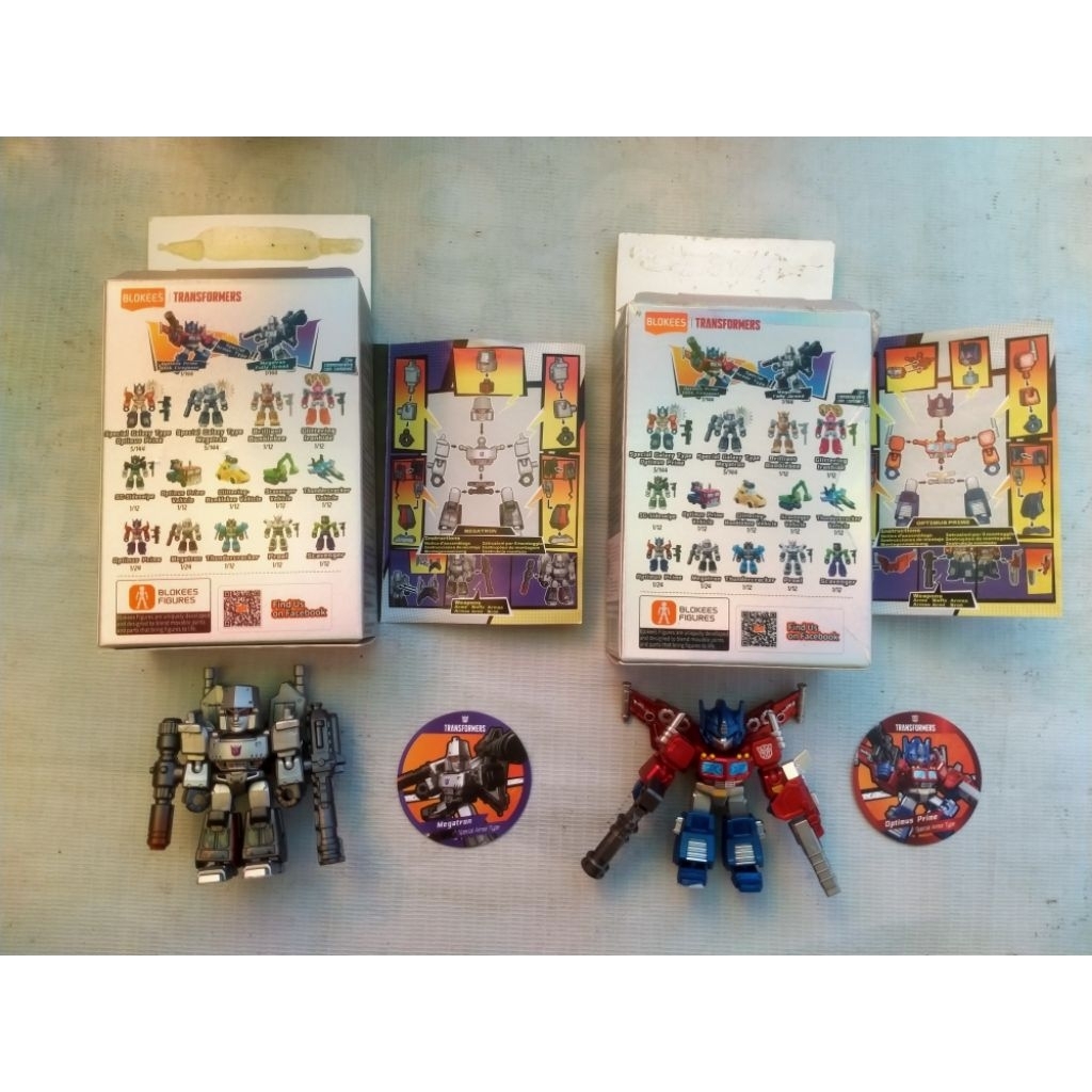 Super Secret Optimus Prime dan  Super Secret Megatron GvD 01