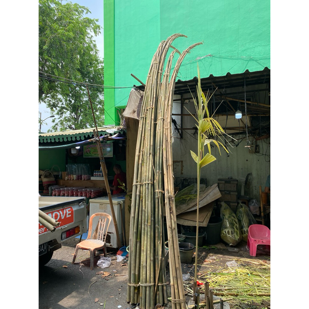 BAMBU PENJOR/TIANG BENDERA