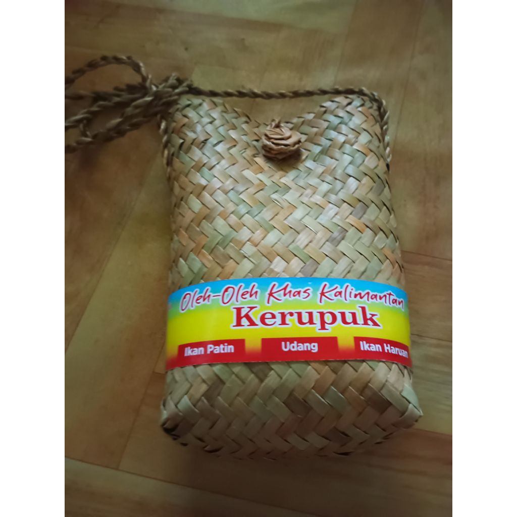 

Kerupuk khas kalimantan