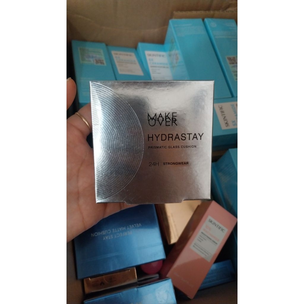 makeover hydrastay cushion