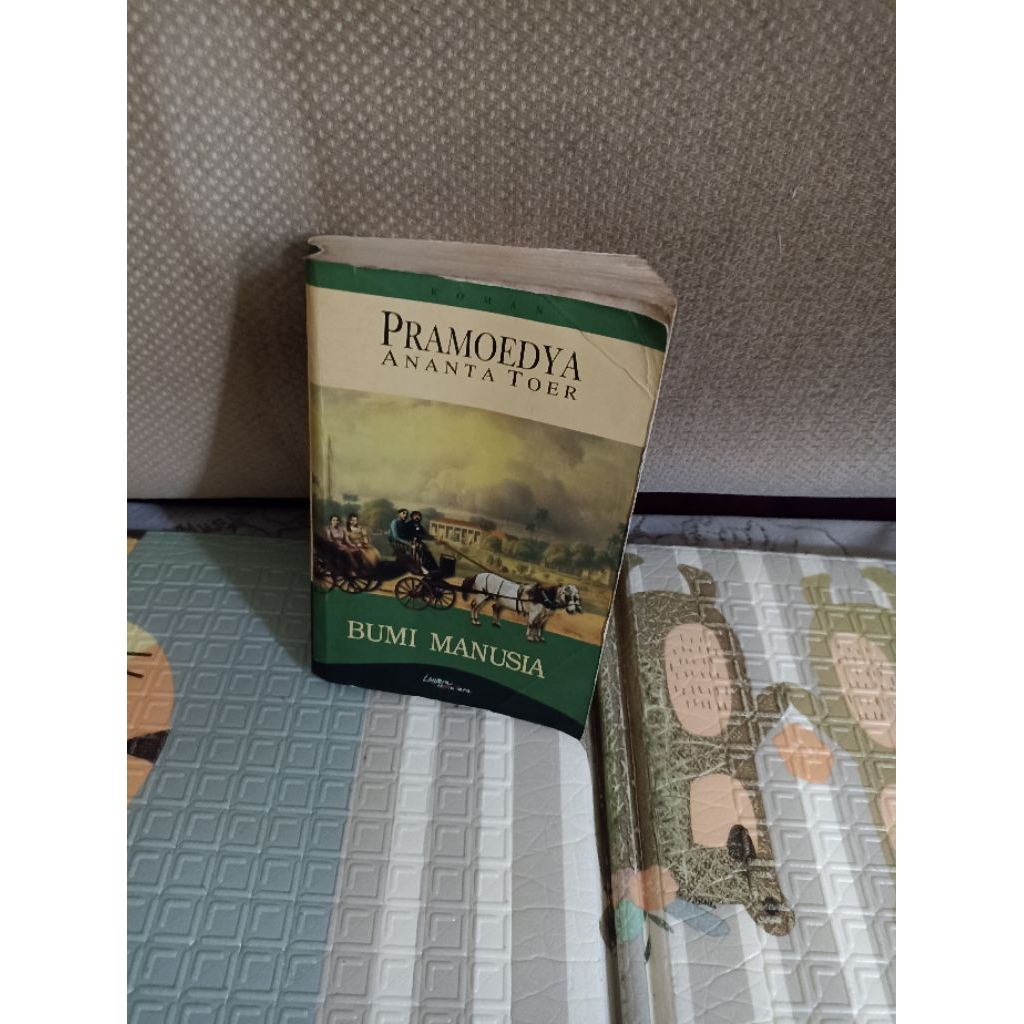 Pramoedya Ananta Toer : Bumi Manusia - Buku Original