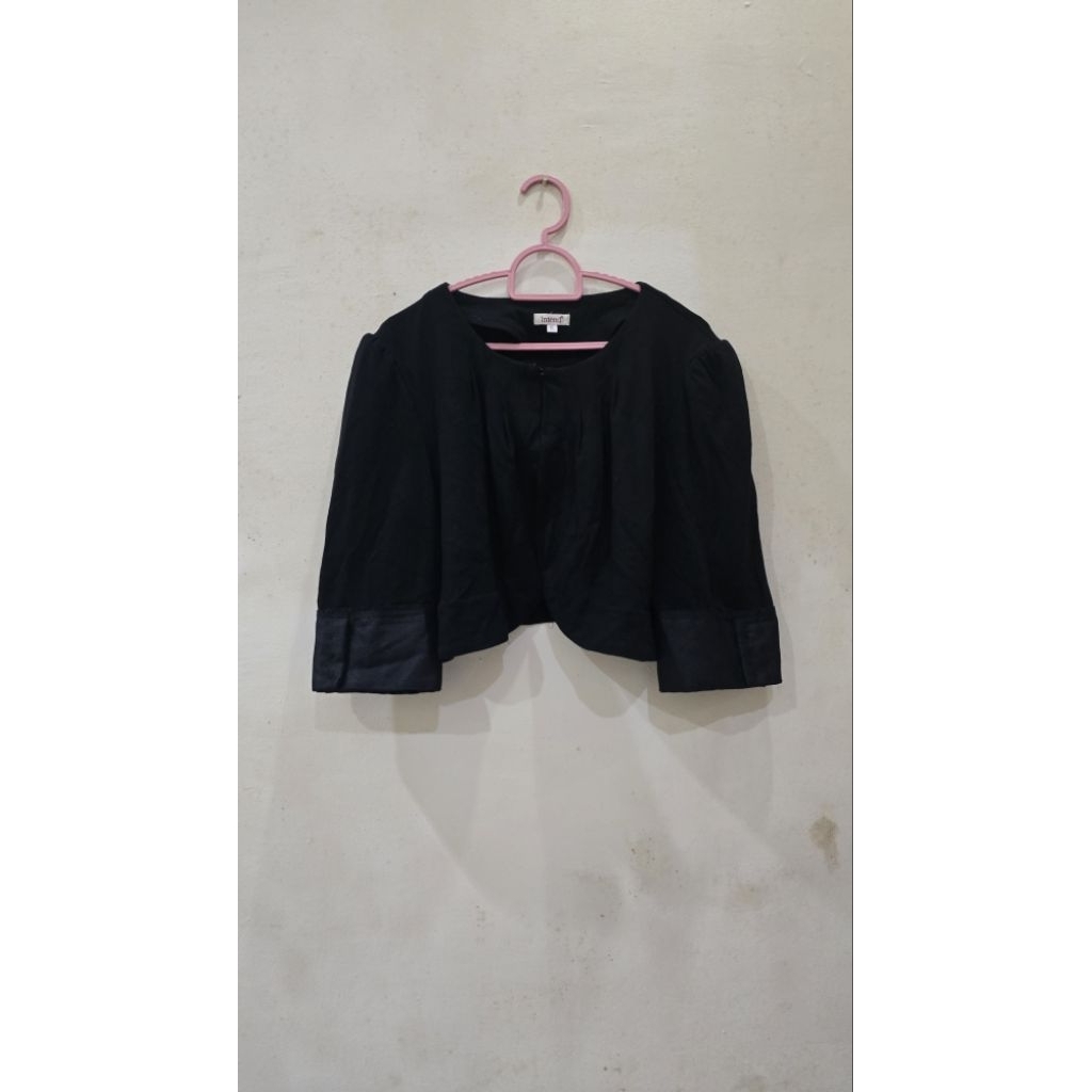 (PRELOVED PRIBADI) - BLAZER PENDEK HITAM/ JAS HITAM