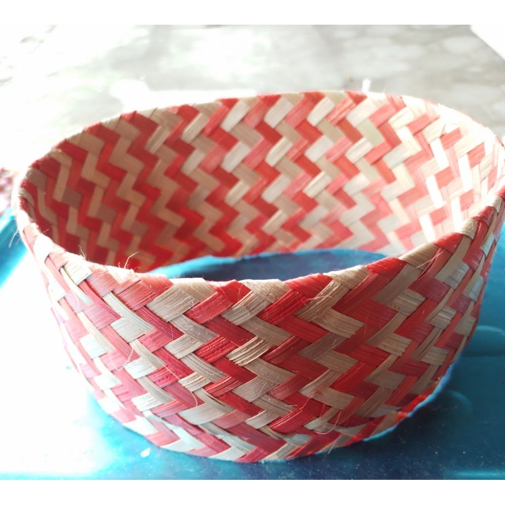 Kopiyah caping warna /dudukan kepala caping