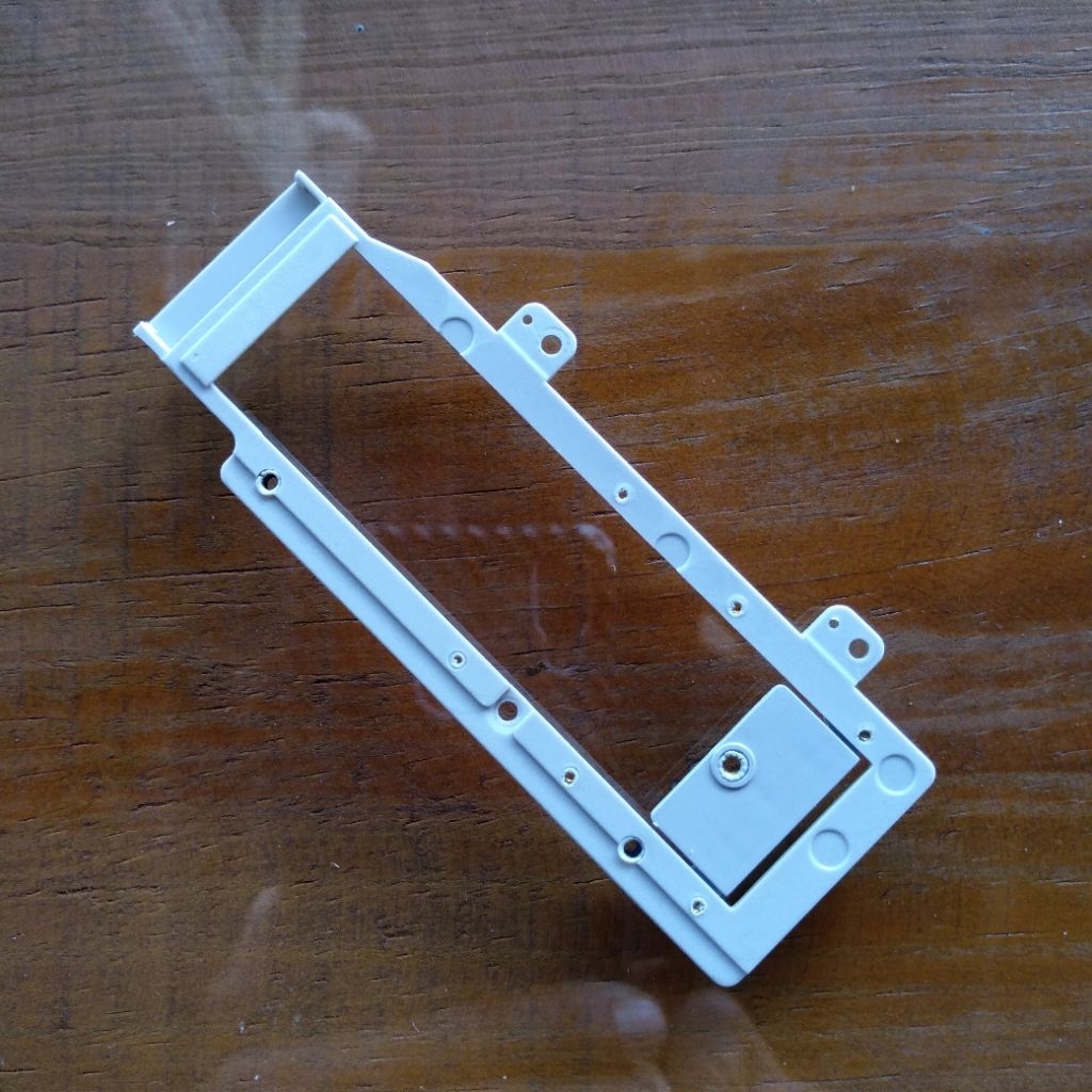 tempat SSD laptop Axioo mybook 14e model cg14d01