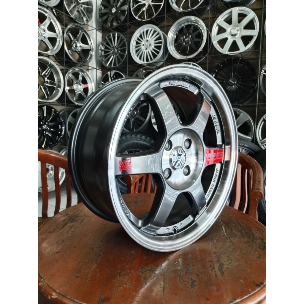 velg mobil racing R16x7 H4x100 et 42