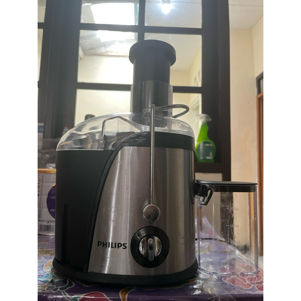 slow juicer philips 800w
